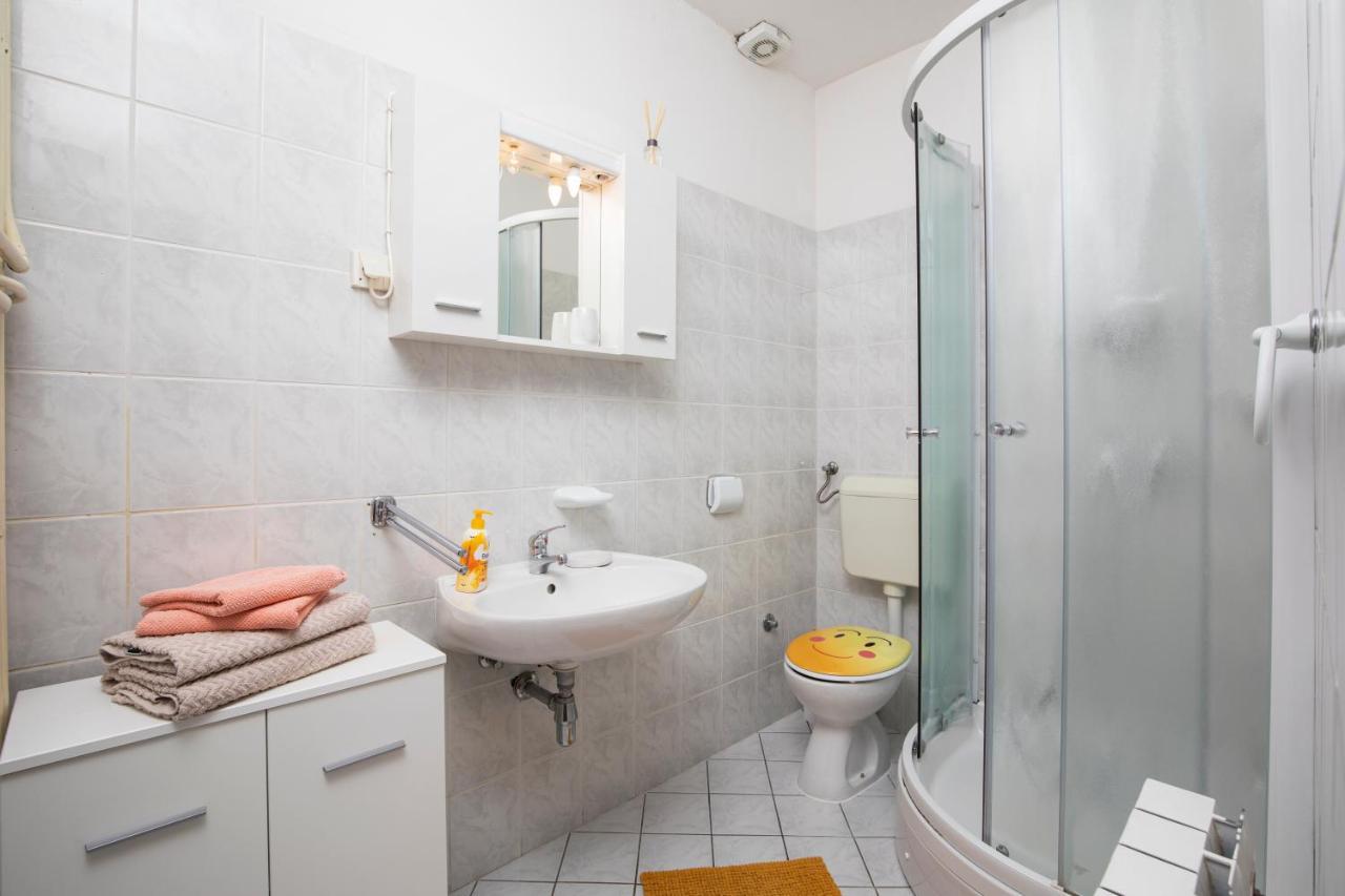 Sunny Apartment Valbandon Fažana Kültér fotó