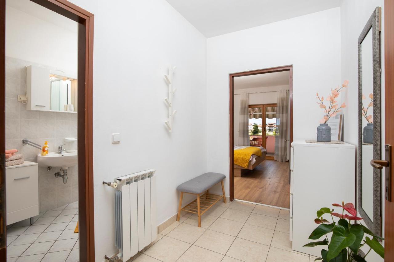 Sunny Apartment Valbandon Fažana Kültér fotó