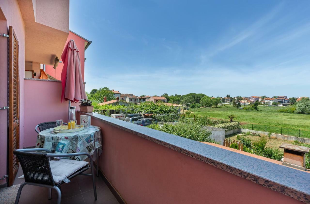Sunny Apartment Valbandon Fažana Kültér fotó