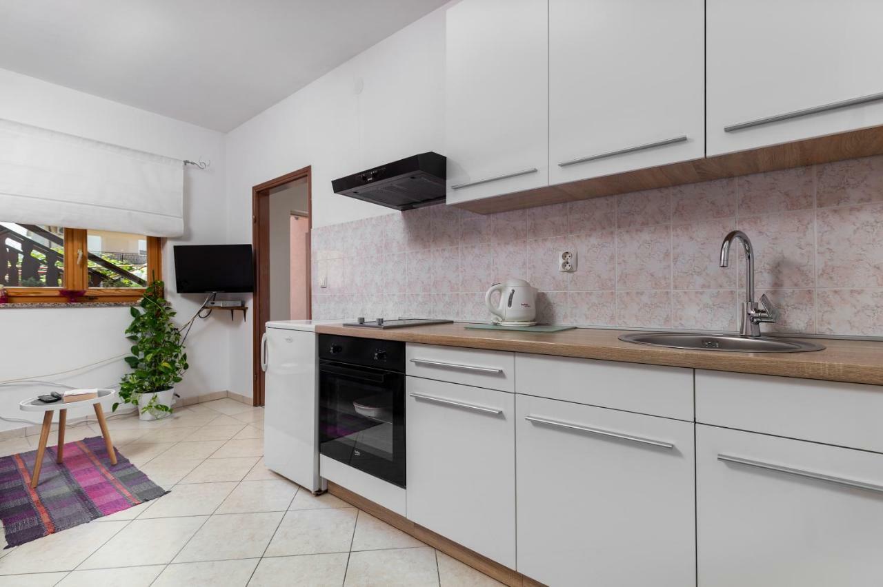 Sunny Apartment Valbandon Fažana Kültér fotó